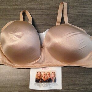 NEW 42D Breezies Smooth Radiance Wirefree T-Shirt Bra